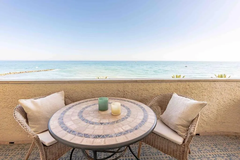 Larycorte, Beautiful 3Bdr Beachfront Apartment 마르베야 스페인